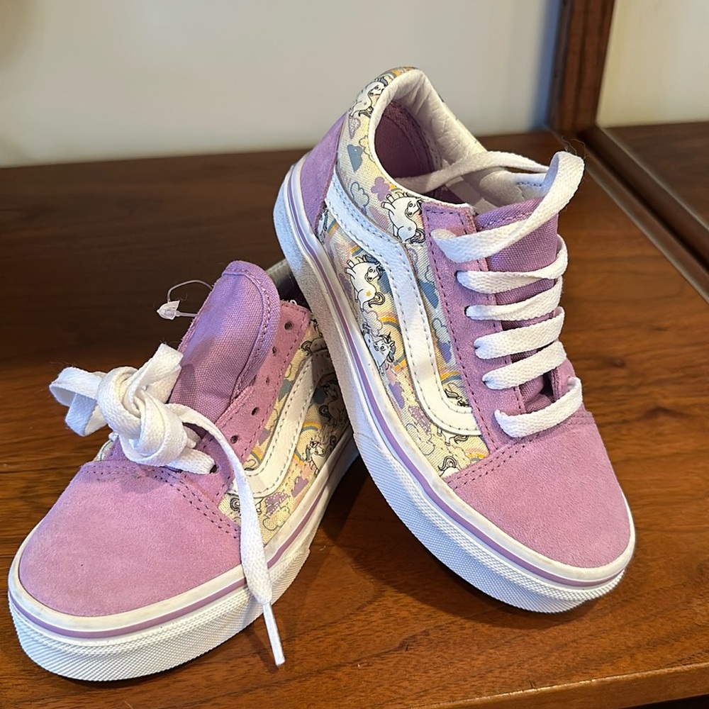 Girls Vans Unicorn and Rainbow Old Skool shoes